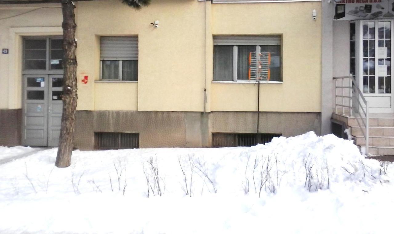 Apartman Veljic Ni Exteriör bild