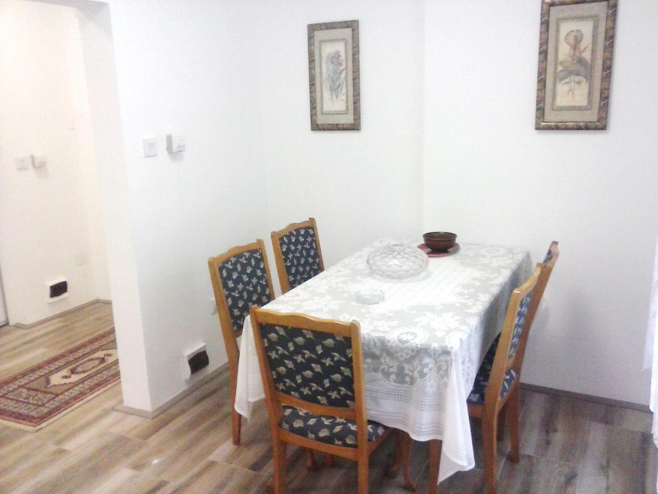 Apartman Veljic Ni Exteriör bild