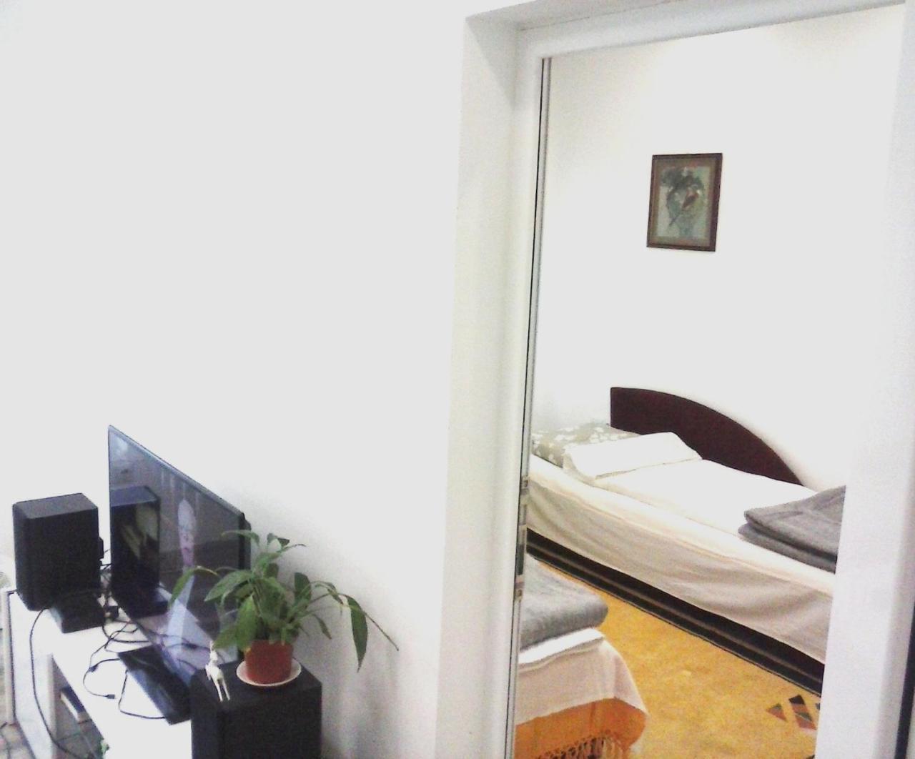 Apartman Veljic Ni Exteriör bild