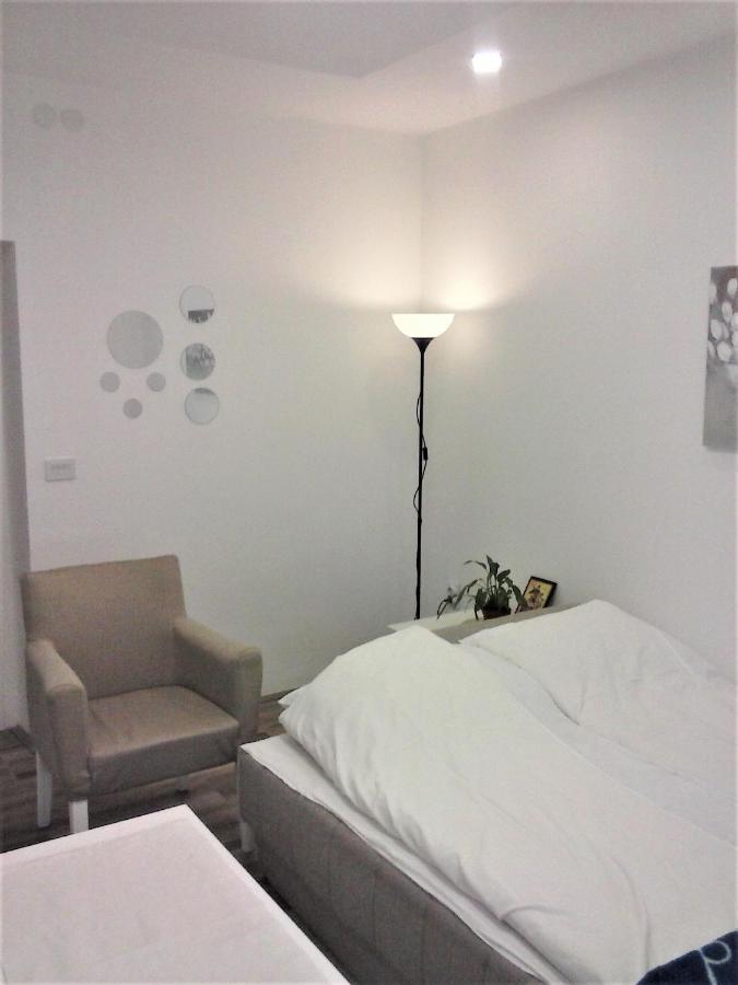 Apartman Veljic Ni Exteriör bild