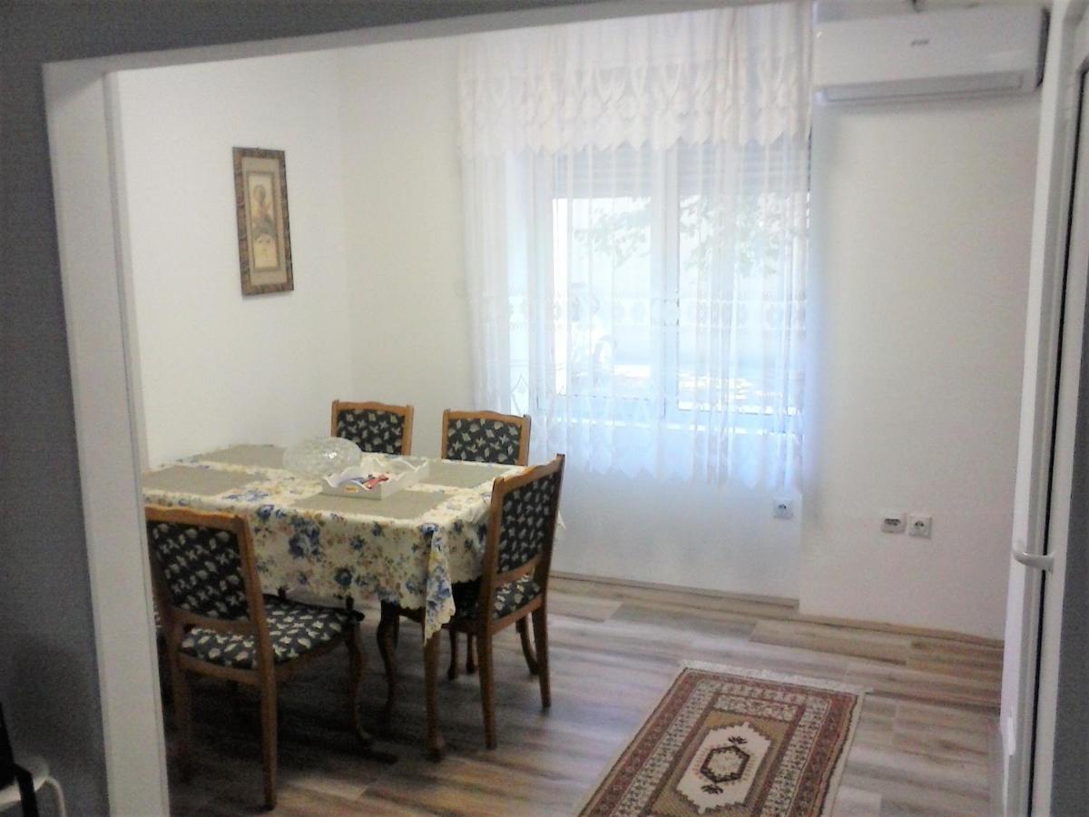 Apartman Veljic Ni Exteriör bild