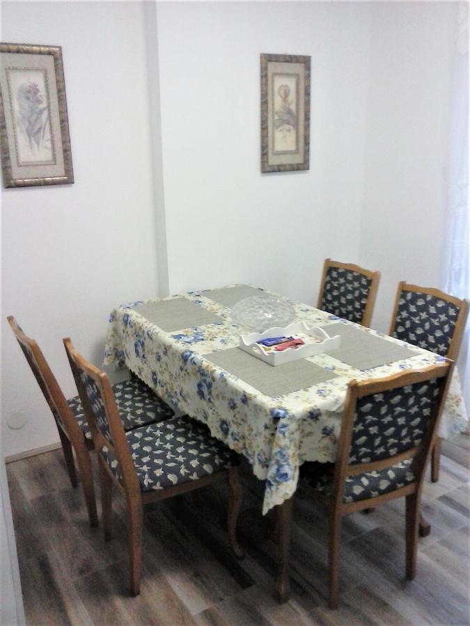 Apartman Veljic Ni Exteriör bild