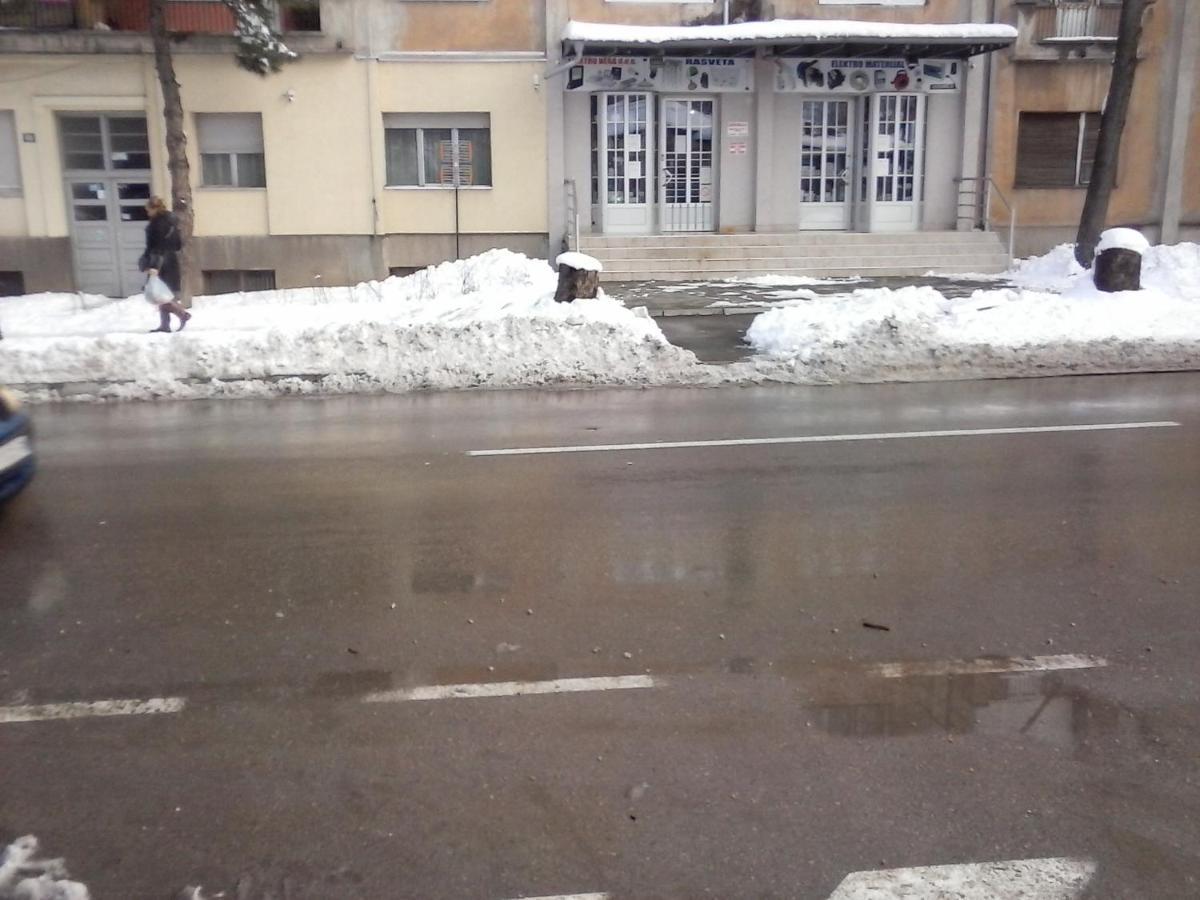 Apartman Veljic Ni Exteriör bild
